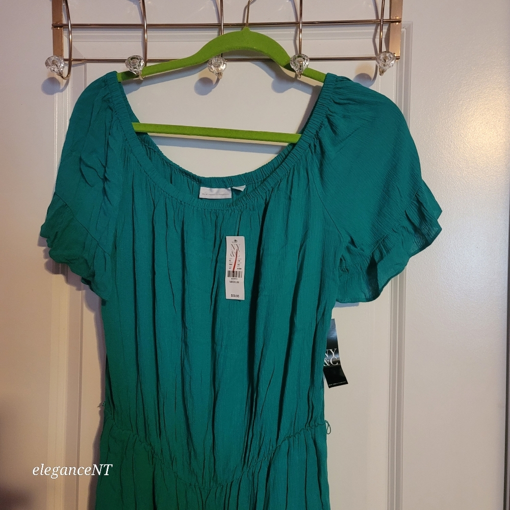 New York & Company Green short pants Romper Sz: M NWT - Picture 3 of 9